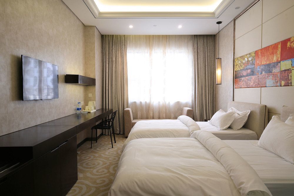 Crown Crystal Hotel Shanghai Exterior foto